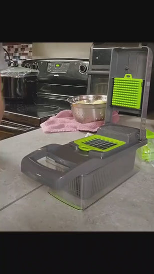 Multifunctional Vegetable Cutter, 7-in-1 Vegetable Slicer, Dicer & Shredder with Interchangeable Blades | All In 1 Shopping.mp4